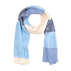 Hellblauer grobstrick Schal