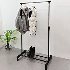 Kleiderständer Flex mit Rollen und Stoppern