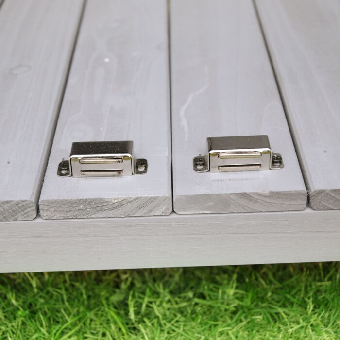 Geräteschrank aus Holz, wetterfest