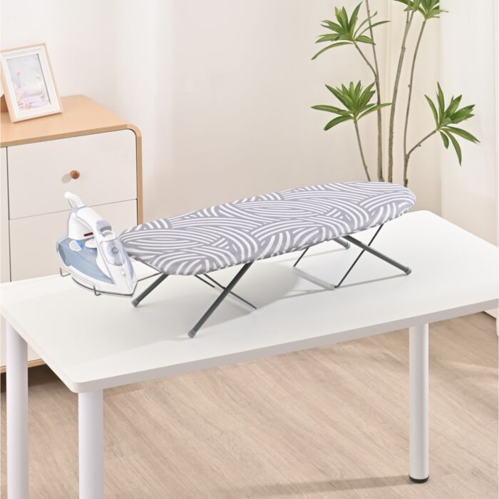 Table à repasser compacte pliable