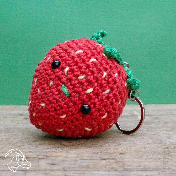 Kit crochet Hardicraft « Fraise », porte-clés à réaliser soi-même