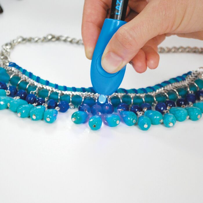 Plastique liquide Lazer Bond «UV Repair», durcissement aux UV en 3 secondes