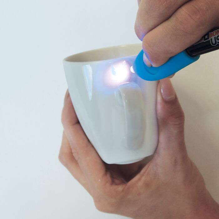 Plastique liquide Lazer Bond «UV Repair», durcissement aux UV en 3 secondes