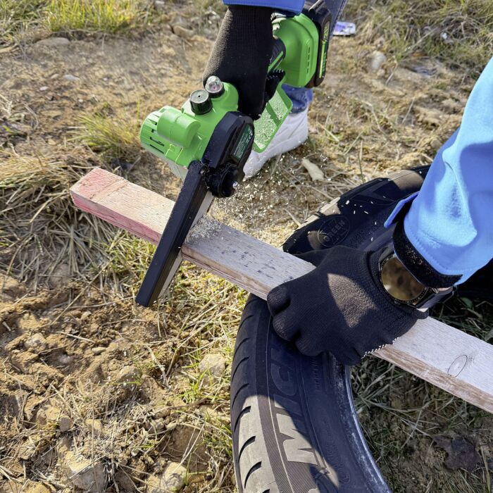 Hammersmith Pocket Saw Pro, Hand-Kettensäge mit Akku