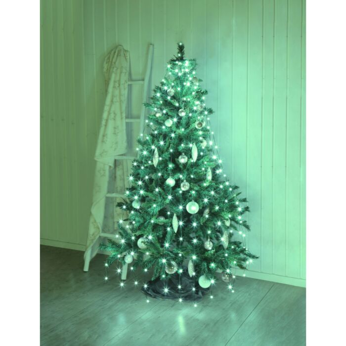 Tannenbaum mit 650 Zweigen, Höhe 180 cm