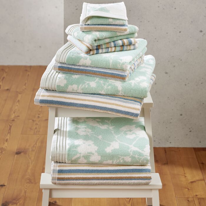 Linge de bain avec un motif de rayures élégant