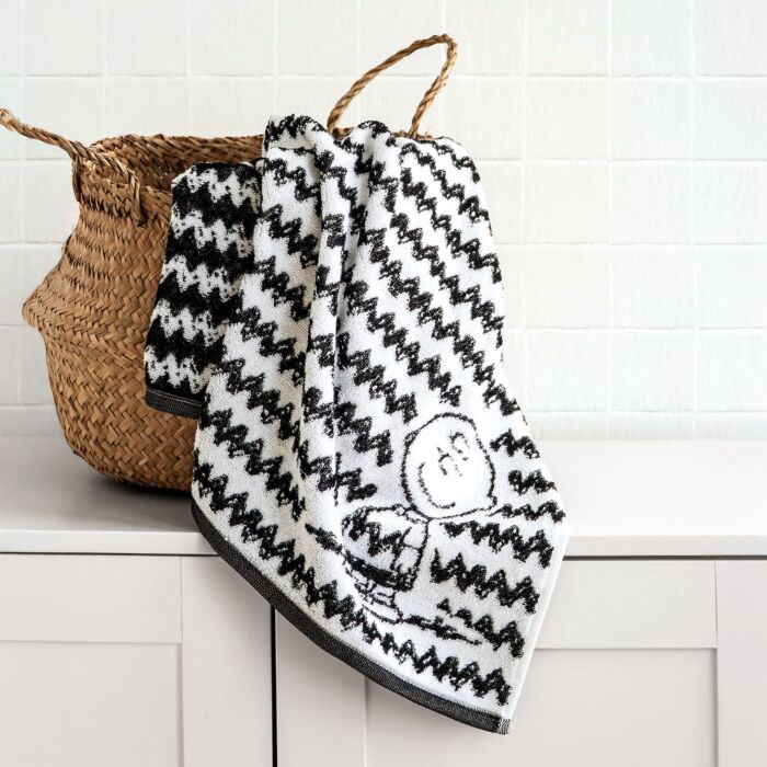 PEANUTS Frottierwäsche «Charlie Brown», Jacquard Zickzack-Design