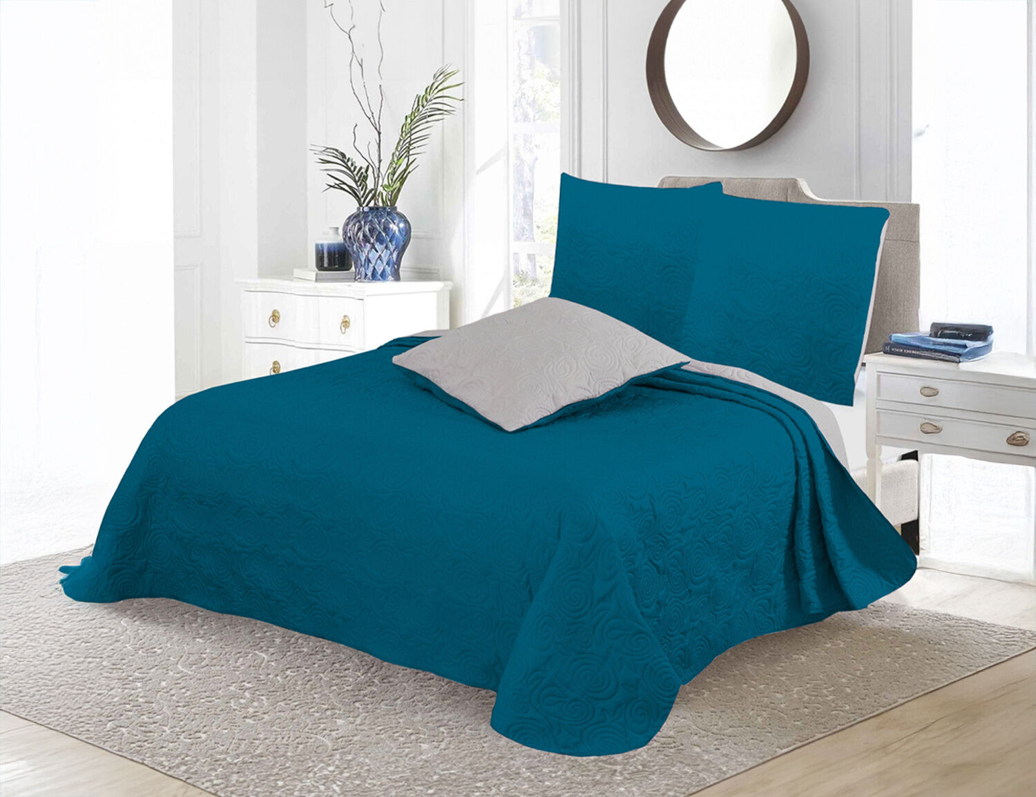 bettüberwurf «ultra» in geschmackvollem double face | vedia